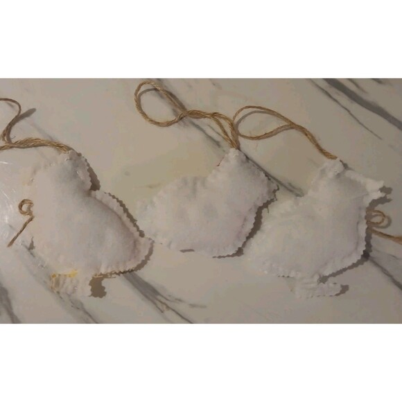 Christmas Ornament  Primitive Handmade Gift Country Cottage Chick - Set of 3 - Picture 5 of 5